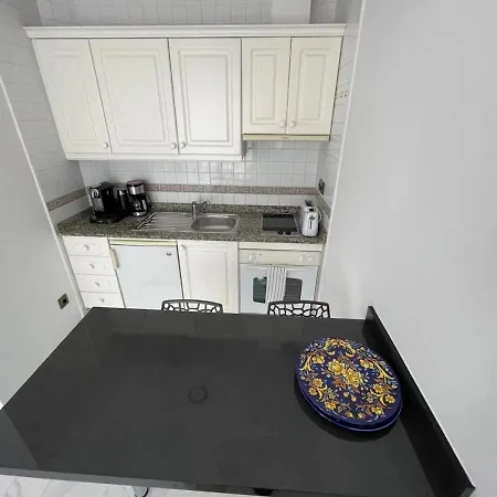 Ek Parque Lotus Apartment
